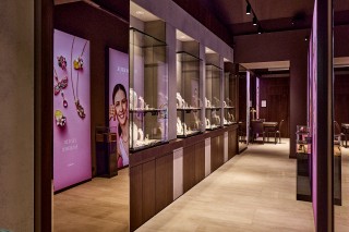 WKRUK_FLAGSHIP_STORE_ANDRASSY4.jpg